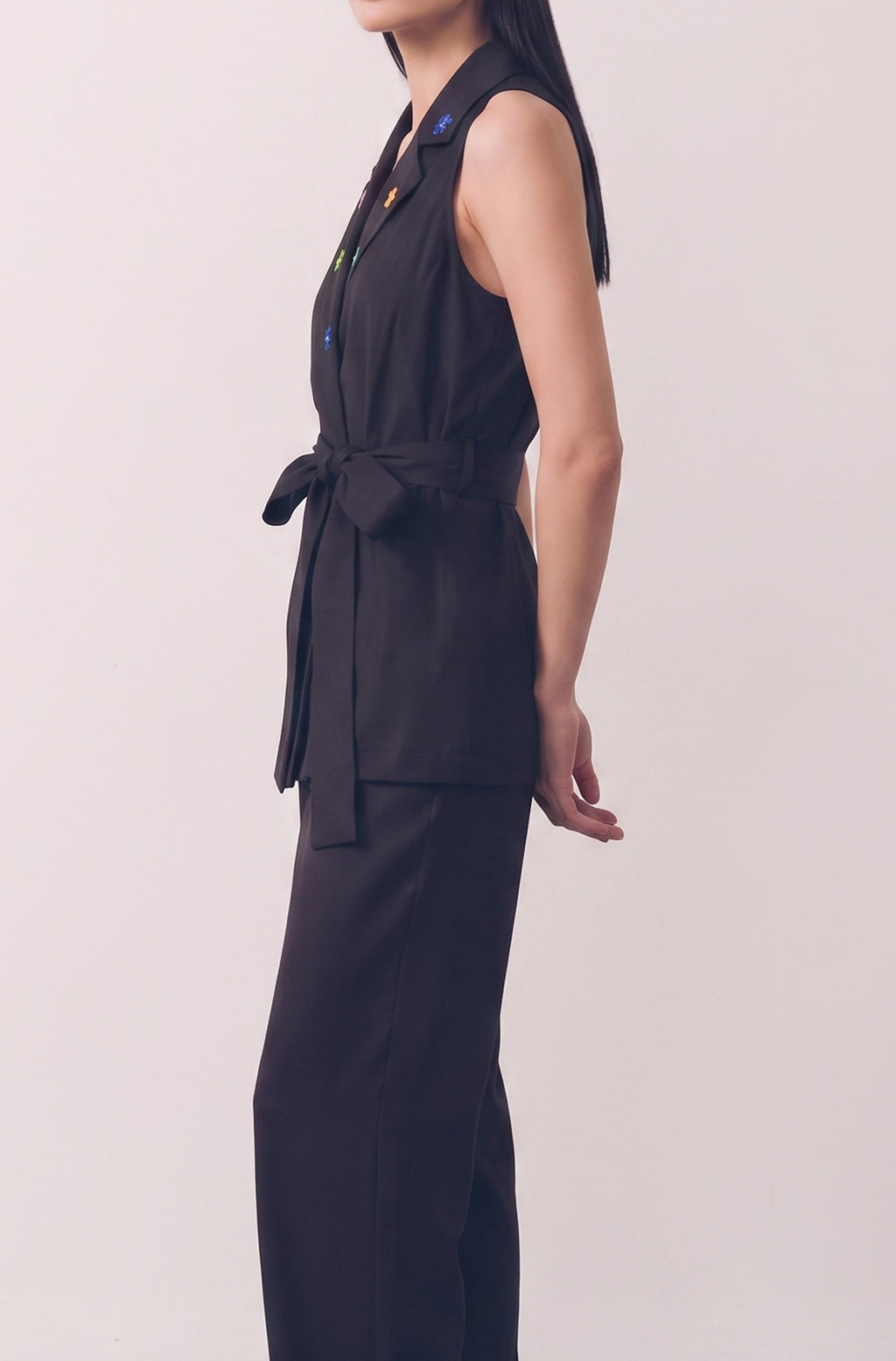 Essa Sleeveless Coat